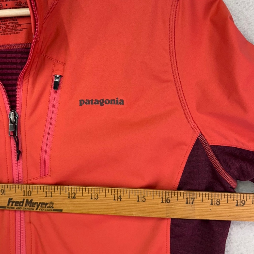 Patagonia Wind Shield Hybrid Jacket Womens Small Red Full-Zip Lightweight Hiking - Picture 8 of 10